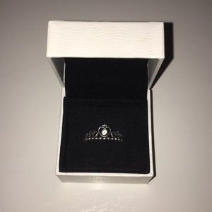 Pandora princess ring size 7.5
